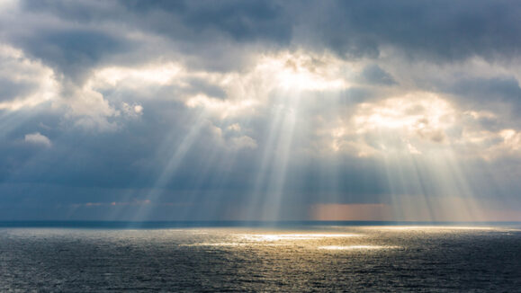 The,Sun's,Rays,Over,The,Sea.